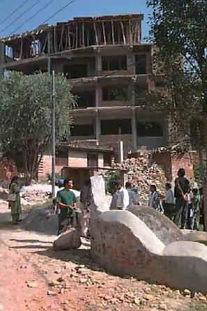 kusu3.jpg (33647 bytes)